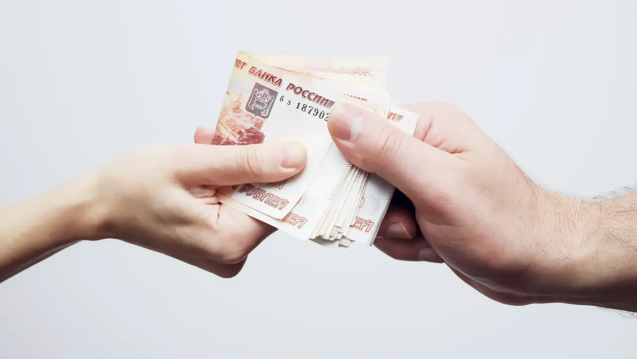 «112»: Двое мужчин провернули новую мошенническую схему в центре Москвы