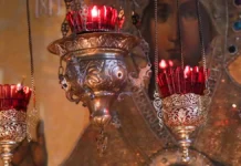 Иеромонах Макарий Маркиш считает, что традиция поцелуев в РПЦ укрепляет духовное единство ieromonah makarij markish schitaet chto tradicziya poczeluev v rpcz ukreplyaet duhovnoe edinstvo-urbandigest-ru-0