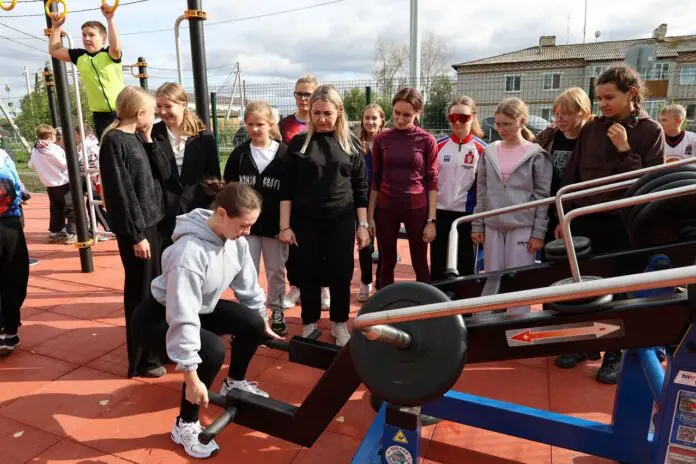 Леонид Рапопорт открыл комплекс ГТО в Пышминском округе Свердловской области-0