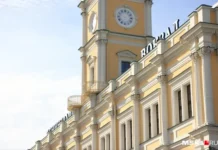 Москва открывает обновлённый фасад Ленинградского вокзала благодаря Мосинжпроекту! moskva otkryvaet obnovlyonnyj fasad leningradskogo vokzala blagodarya mosinzhproektu-urbandigest-ru-0