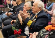 Музей Победы ждет бабушек и дедушек! Бесплатный вход в День пожилых людей + Топинеко muzej pobedy zhdet babushek i dedushek besplatnyj vhod v den pozhilyh lyudej topineko-urbandigest-ru-0