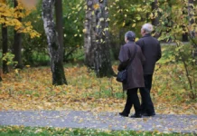 Наталья Наумова из Москвы раскрывает тайны позднего брака и счастья за 90 natalya naumova iz moskvy raskryvaet tajny pozdnego braka i schastya za 90-urbandigest-ru-0