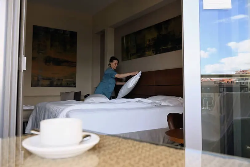 Росаккредитация и Федерация рестораторов и отельеров стремятся к прозрачности в гостиничном бизнесе России-0