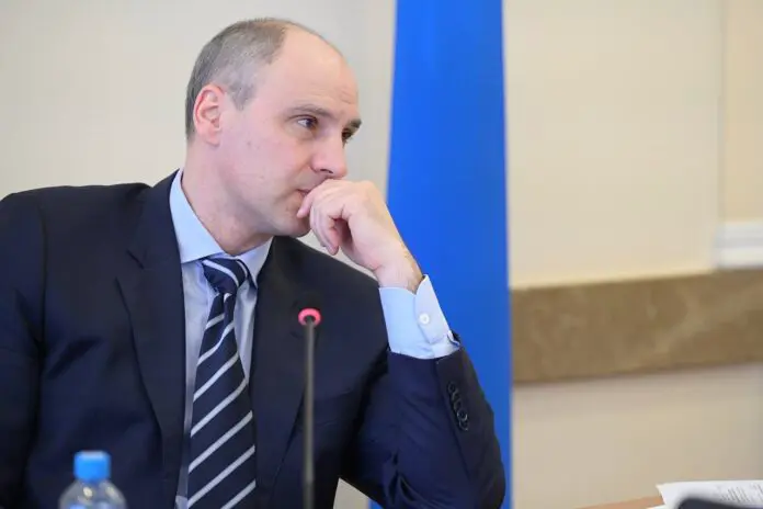 Денис Паслер представил новые меры для аграриев и предпринимателей Свердловской области-0