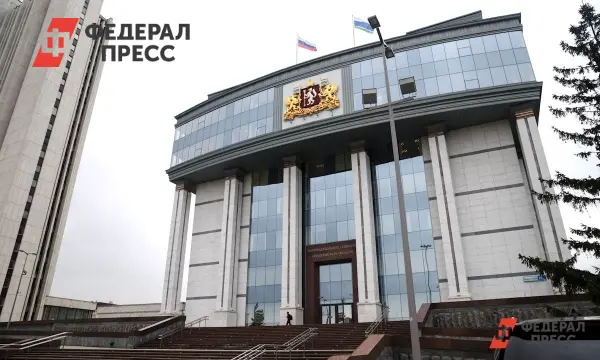 Денис Паслер представил тройку министров для Свердловской области-0