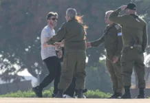 Дональд Трамп, Израиль и лидеры Ближнего Востока вместе на пути к миру в секторе Газа donald tramp izrail i lidery blizhnego vostoka vmeste na puti k miru v sektore gaza-urbandigest-ru-0