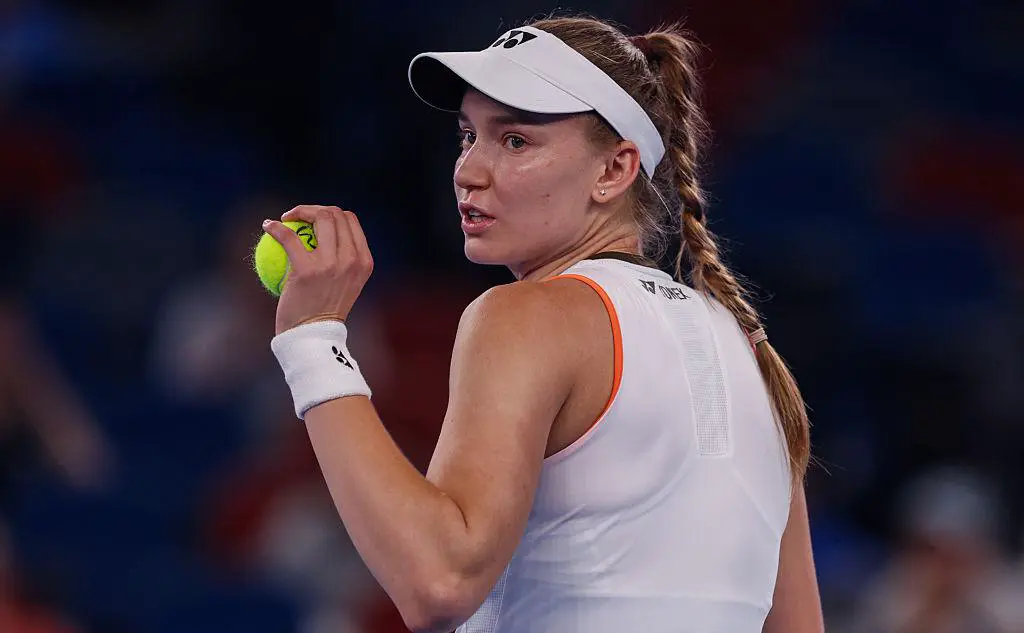 Елена Рыбакина (Wang He / Getty Images)