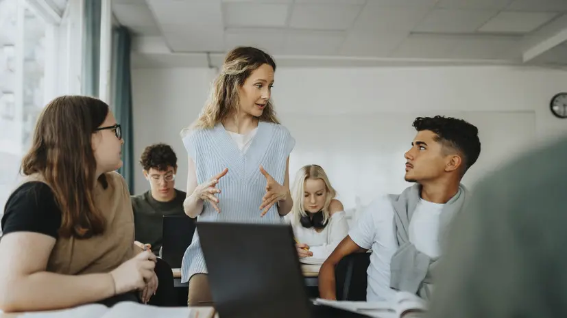 Педагог Ямбург: грамотный учитель не даст втянуть себя в конфликт