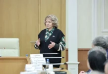 Людмила Бабушкина развивает практику обучения председателей дум в Свердловской области lyudmila babushkina razvivaet praktiku obucheniya predsedatelej dum v sverdlovskoj oblasti-urbandigest-ru-0