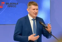 Максим Решетников из Минэкономразвития России рассказал о стратегии роста зарплат и инвестиций maksim reshetnikov iz minekonomrazvitiya rossii rasskazal o strategii rosta zarplat i investiczij-urbandigest-ru-0