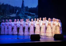 Уральский народный хор отмечает Год защитника Отечества туром в честь 80-летия Победы uralskij narodnyj hor otmechaet god zashhitnika otechestva turom v chest 80letiya pobedy-urbandigest-ru-0