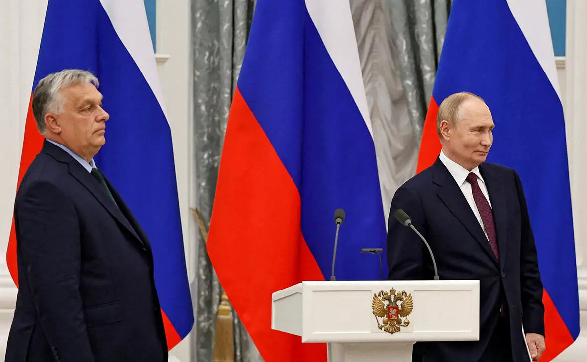 Виктор Орбан и Владимир Путин (Евгения Новоженина / Reuters)