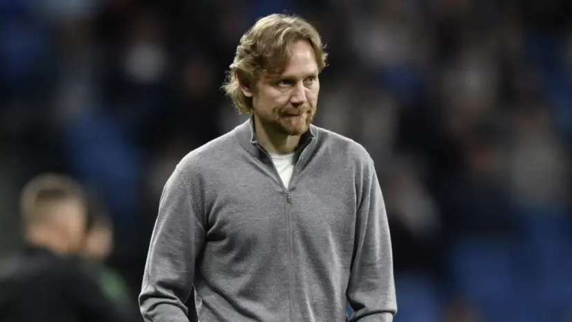 Болельщики празднуют отставку Карпина с поста главного тренера «Динамо»