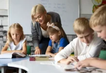 Евгений Ямбург рассматривает педагогические риски в цифровую эпоху evgenij yamburg rassmatrivaet pedagogicheskie riski v czifrovuyu epohu-urbandigest-ru-0