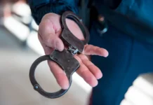 Гражданин Узбекистана предстал перед Артёмовским судом Приморья за сбыт наркотиков grazhdanin uzbekistana predstal pered artyomovskim sudom primorya za sbyt narkotikov-urbandigest-ru-0