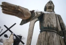 В Парке искусств «Музеон» началась программа реставрации с Дмитрием Котовым и центром Грабаря v parke iskusstv muzeon nachalas programma restavraczii s dmitriem kotovym i czentrom grabarya-urbandigest-ru-0