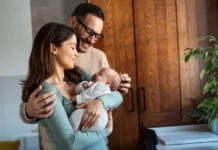 Виталий Милонов предлагает Госдуме ввести зарплату для родителей-воспитателей vitalij milonov predlagaet gosdume vvesti zarplatu dlya roditelejvospitatelej-urbandigest-ru-0