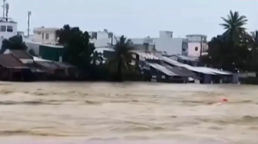 Минимум 90 человек погибли во Вьетнаме из-за масштабных наводнений