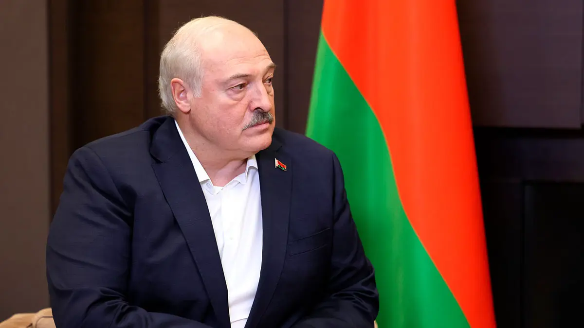 Лукашенко передал Дональду Трампу икону, а Меланье — ювелирное украшение