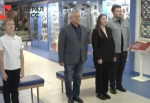 Алина и Владислав получили паспорта РФ при поддержке ГУ МВД по Свердловской области alina i vladislav poluchili pasporta rf pri podderzhke gu mvd po sverdlovskoj oblasti-urbandigest-ru-0