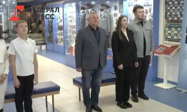 Алина и Владислав получили паспорта РФ при поддержке ГУ МВД по Свердловской области-0