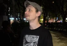 ФНС начала действия против имущества Владимира Котлярова из группы «Порнофильмы» fns nachala dejstviya protiv imushhestva vladimira kotlyarova iz gruppy pornofilmy-urbandigest-ru-0