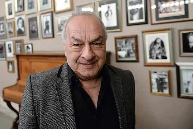 Левон Оганезов