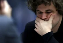 Магнус Карлсен и Владислав Артемьев стали частью яркого момента на чемпионате мира ФИДЕ по быстрым шахматам magnus karlsen i vladislav artemev stali chastyu yarkogo momenta na chempionate mira fide po bystrym shahmatam-urbandigest-ru-0