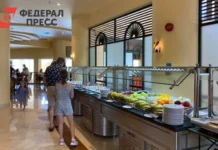 Россиянка поделилась удивлением от поведения туристов в отеле ОАЭ rossiyanka podelilas udivleniem ot povedeniya turistov v otele oae-urbandigest-ru-0