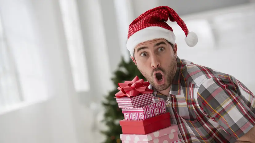 Психолог Радченко посоветовала заранее определить бюджет для игры в Тайного Санту