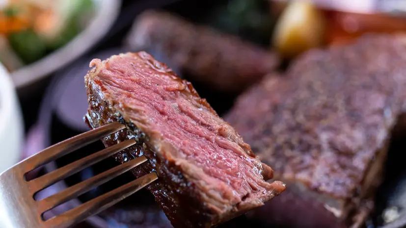 Диетолог Писарева пояснила, когда можно вводить мясо после 40-дневного поста