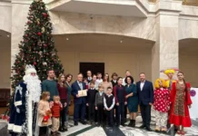 В.А. Садовничий и МГУ подарили детям праздник на акции «Елка желаний» va sadovnichij i mgu podarili detyam prazdnik na akczii elka zhelanij-urbandigest-ru-0