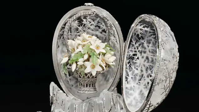 «Зимнее яйцо» Фаберже из коллекции Николая II продали за 25,7 миллиона долларов