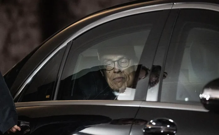 aleksandr stubb obsudil budushhee grenlandii s ssha daniej i vef-urbandigest-ru-0