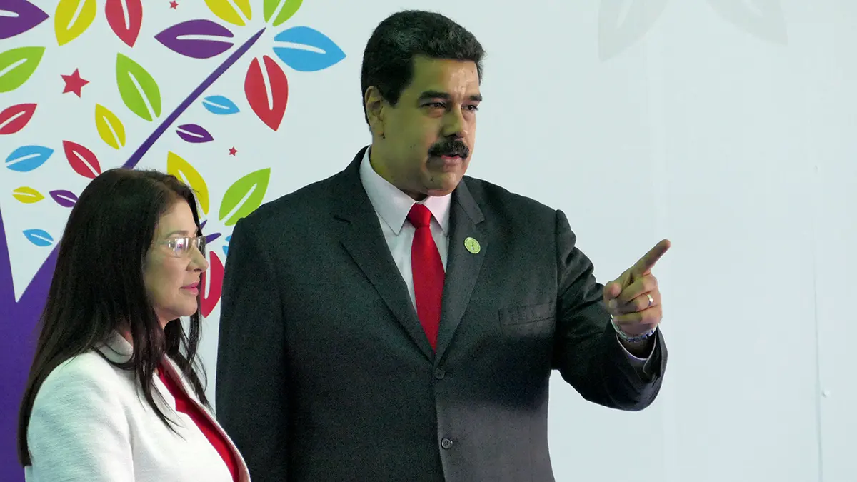 Глава МВД Венесуэлы Кабельо: Мадуро и его супруга были ранены при похищении