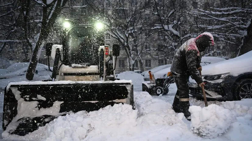 В Москве убрали почти 1 млн кубометров снега за двое суток