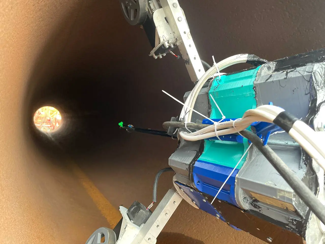 Пермский Политех представил робота Кучева для диагностики труб-0