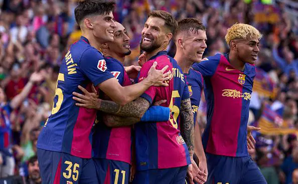 ФК  Барселона  (Alex Caparros / Getty Images)