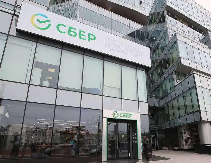 Сбербанк представляет Green-VLA – методологию Physical AI для роботов-0