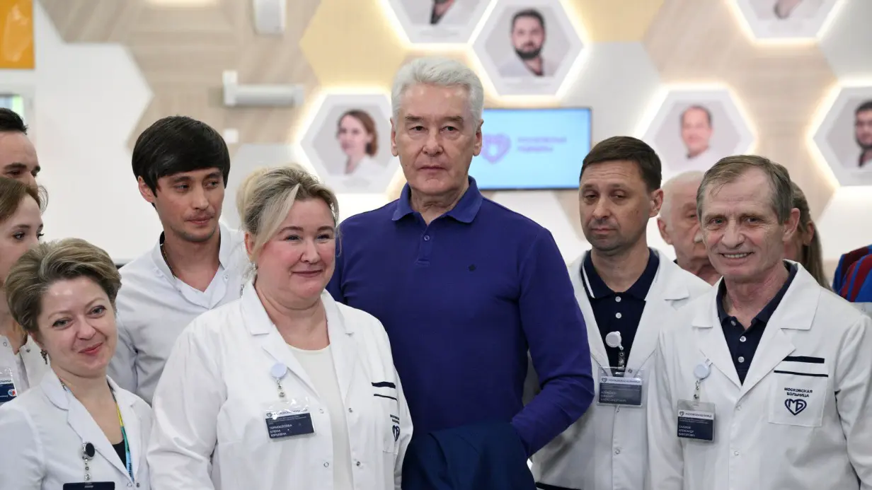 Мэр Москвы Сергей Собянин на открытии флагманского центра ГКБ имени В. М. Буянова. В больнице применяются самые современные технологии