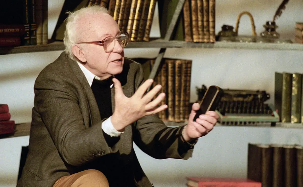 Рой Медведев (архивное фото) (Роман Денисов / ТАСС)