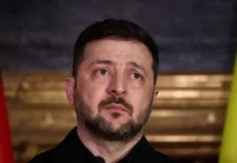 Зеленский обсудил референдум и огонь с США и Россией zelenskij obsudil referendum i ogon s ssha i rossiej-urbandigest-ru-0