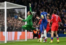 matvej safonov blesnul rekordnymi sejvami za pszh protiv chelsi-urbandigest-ru-0