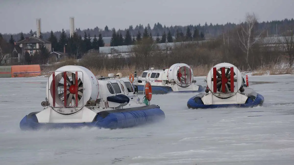 Спасатели обследовали 301 тысячу квадратных метров Москвы-реки в поисках детей