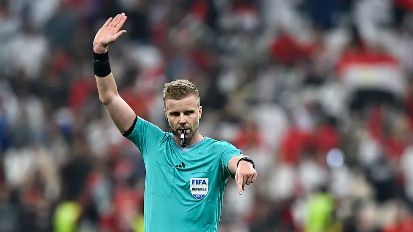 Матч Кубка Швеции по футболу был приостановлен из-за беспорядков