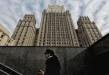 mihail galuzin i dmitrij peskov o pauze v peregovorah-urbandigest-ru-0