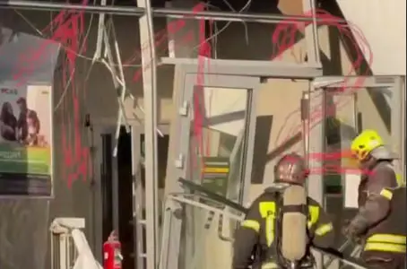 РЕН ТВ: Один человек пострадал при взрыве в Россельхозбанке в Москве