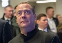 dmitrij medvedev glavnyj redaktor uchebnikov obshhestvoznaniya dlya shkol-urbandigest-ru-0