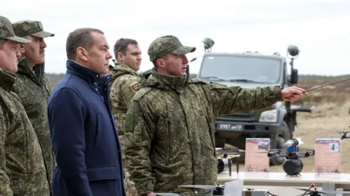 dmitrij medvedev o gonke innovaczij i tehryvka-urbandigest-ru-0