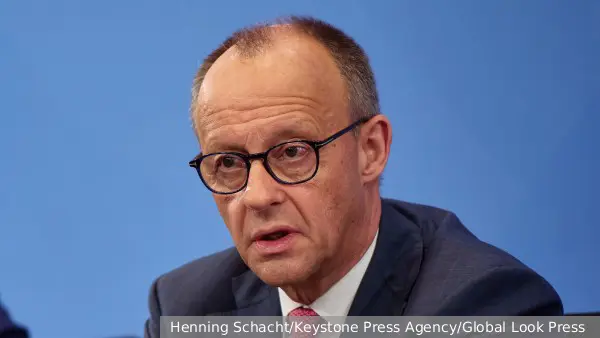 Канцлер ФРГ Мерц призвал Израиль начать переговоры с Ливаном